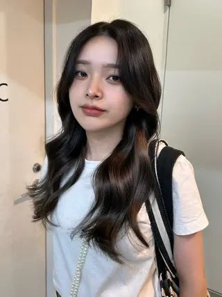 ロング カラー 心斎橋l大人韓国ヘア レイヤー×艶カラーのヘアスタイル