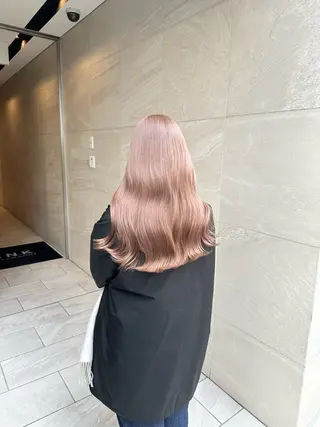 ロング 柔らかいハイトーン/ kizunaのヘアスタイル