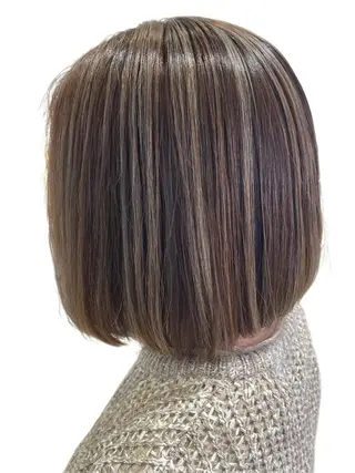 ショート カラー ハラダ リョウセイのヘアスタイル