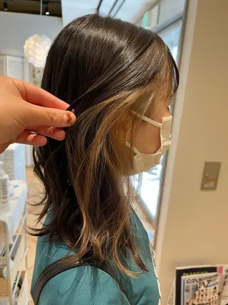セミロング 伊東 彩花のヘアスタイル