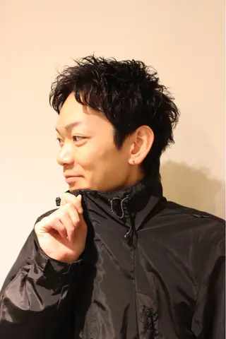 ショート 本多 伸丞のヘアスタイル