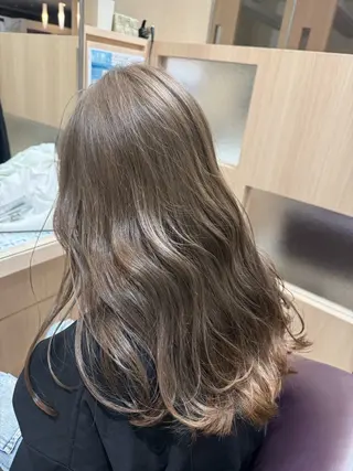 ロング chill_ KAZUKIのヘアスタイル