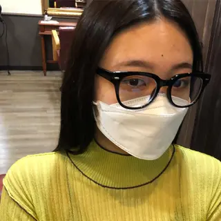 セミロング カラー 廣田 優那のヘアスタイル