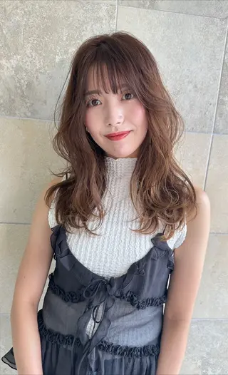 ロング カラー 小顔レイヤー/ ベージュ🤍Rieのヘアスタイル
