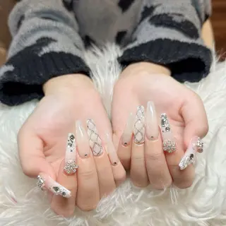 ネイル D-BEAUTY Nailsalonのネイルデザイン