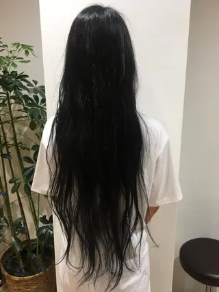 カラー 伊東 彩花のヘアスタイル