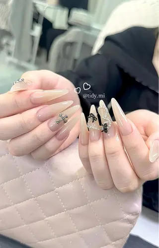 ネイル TIDY .のネイルデザイン