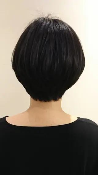 ショート 齋藤 愛美のヘアスタイル