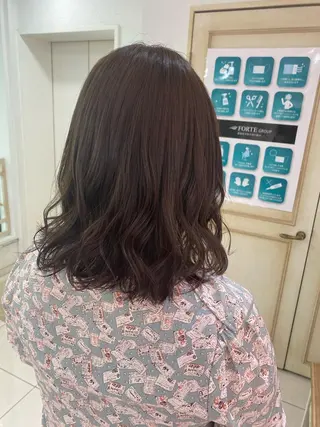 セミロング カラー ヘアアレンジ 透明感カラー 古山 結季🌙🖤のヘアスタイル