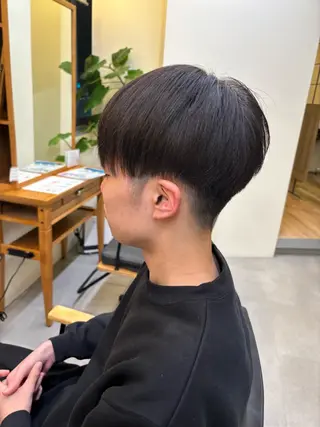 ショート 勝海 絢音のヘアスタイル