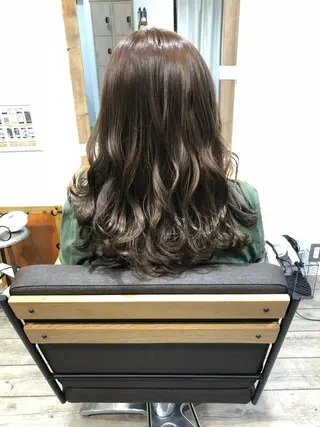 セミロング カラー ヘアアレンジ 顔周りカット・相談 レイヤーも◎しずくのヘアスタイル