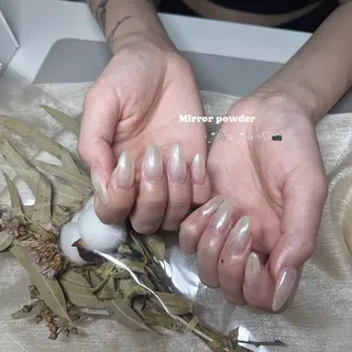 ネイル KURE ISAKIのネイルデザイン