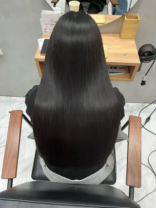 ロング yuzu 艶カラー/夙川のヘアスタイル