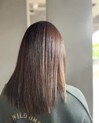 セミロング re place リプレイスのヘアスタイル