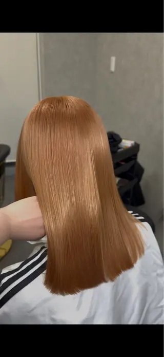 カラー 山本 夏恋のヘアスタイル