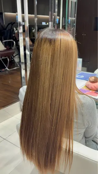 ロング 大河 由依のヘアスタイル