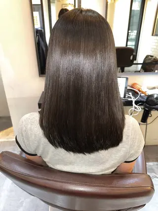 セミロング 似合わせひなた🐥 elima調布のヘアスタイル