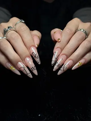 ネイル CoMo Nailのネイルデザイン