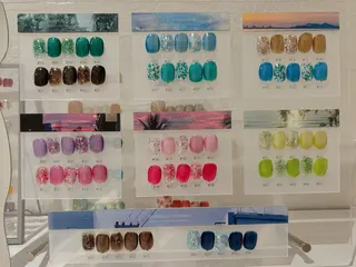 ネイル Nail •Head スパFortunaのネイルデザイン