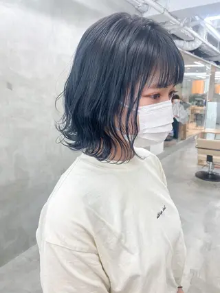 ショート カラー レイヤーカット 🪩yurikaのヘアスタイル