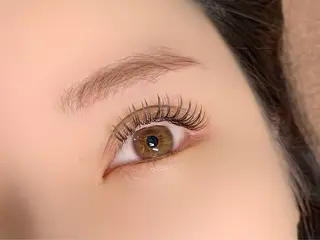 マツエク・マツパ 難波駅すぐ🩵当日予 約◎eye✨UENOのマツエク・マツパデザイン