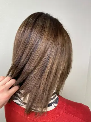 ミディアム カラー 髪質改善韓国レイヤー カット内田智大のヘアスタイル