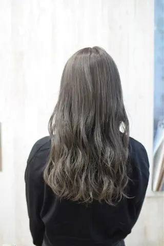 ミディアム カラー GATE. staffのヘアスタイル