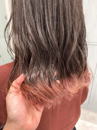 セミロング カラー 中川 茜里のヘアスタイル