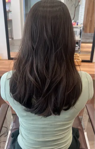 ロング ボブ/レイヤー/ 縮毛矯正/オオバコのヘアスタイル