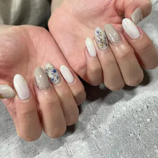 ネイル 東 千夏のネイルデザイン