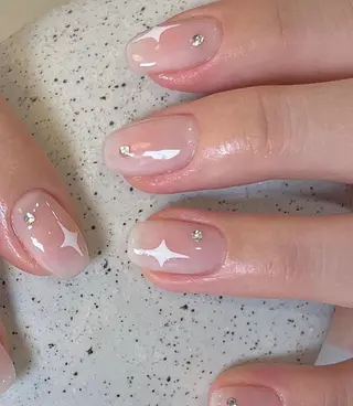 ネイル RAFFINE haru🦋🩵のネイルデザイン