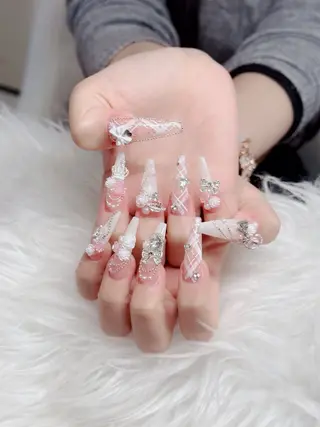 ネイル Lenie Nail Salonのネイルデザイン