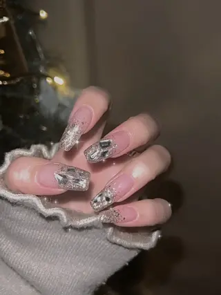 ネイル Shhh ...のネイルデザイン