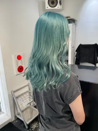 セミロング カラー ヘアアレンジ 艶ハイトーン/ヘア アレンジAYAKAのヘアスタイル
