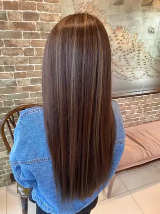 ロング カラー 小林 亜紀のヘアスタイル