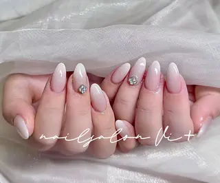 ネイル ✨Nailsalon Vi+✨のネイルデザイン