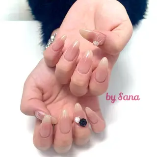 ネイル 閨匠ビューティサロン 銀座店❤︎Sanaのネイルデザイン