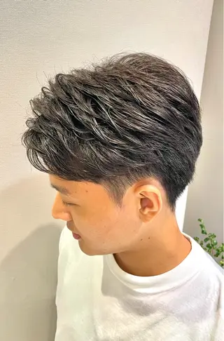 パーマ 河端 春綺のヘアスタイル