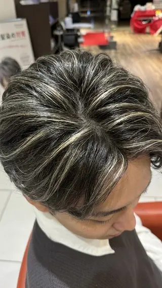 ショート カラー マンスルージュ博多店所属・バレイヤージュ& 高発色カラー/市川のヘアスタイル