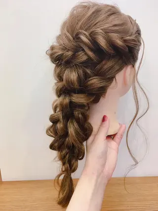 ロング ヘアアレンジ YAP！HAIR トコツメアヤノのヘアスタイル