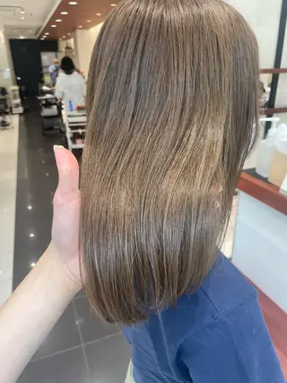 ミディアム カラー BiBi 武田 あやのヘアスタイル