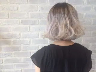 ミディアム カラー 松岡 恭弘のヘアスタイル