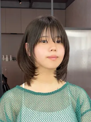 ミディアム VIEW EHIME 齋藤  あつきのヘアスタイル