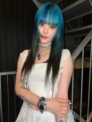 ロング 🎀ハイトーン カラー/宮澤 希🎀のヘアスタイル