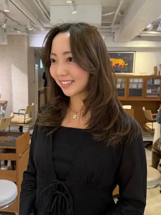 ミディアム カラー ナガミネアリサ/ 学芸大学/海外ヘアのヘアスタイル