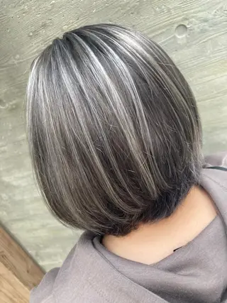 ミディアム カラー ブリーチ毛縮毛矯正 👑山口のヘアスタイル