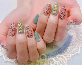 ネイル MoonNail ユリ🌸のネイルデザイン