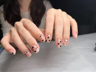 ショート めぐみのネイルサロン スタッフ練習のネイルデザイン