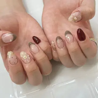 ネイル Elegancia. Hiromiのネイルデザイン