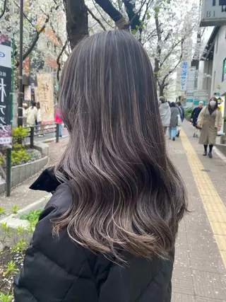 ロング カラー マンツーマン施術🌷 透明感/HIKARIのヘアスタイル